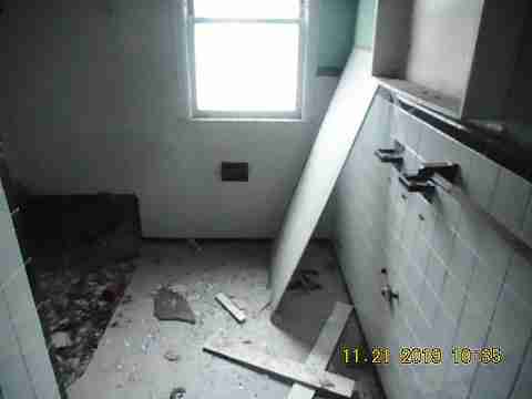 18600 Riverview (21)_m.jpg